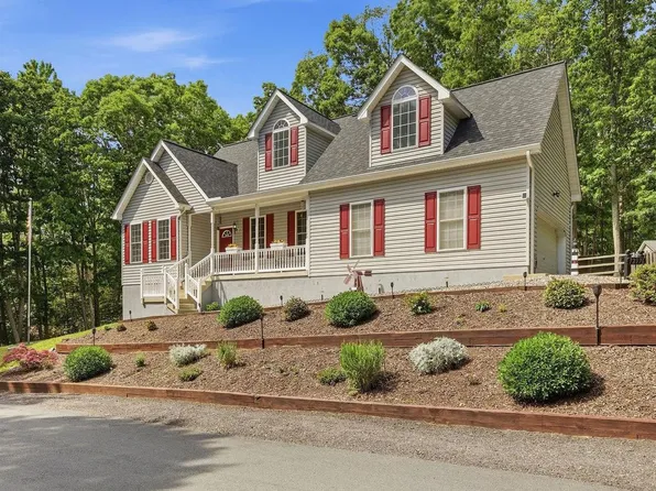 12976 Mariners Cir, Lusby, MD 20657