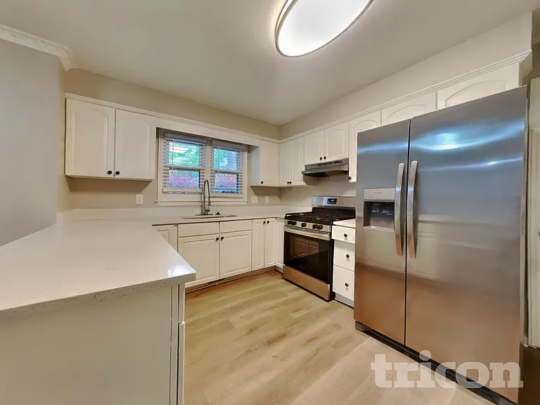 2309 Pastille Ln — Photo 7