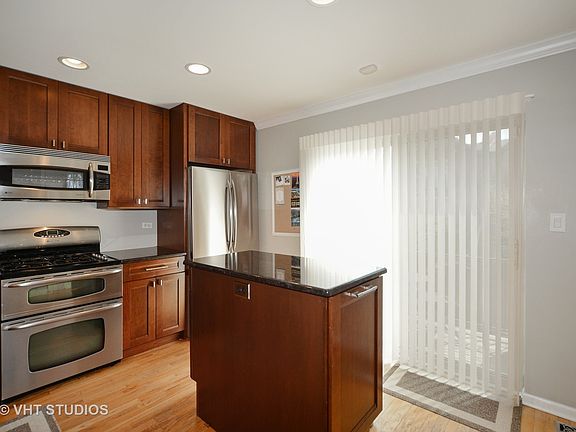 5th image of 1513 N Clybourn Ave Unit B