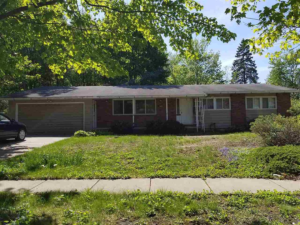 1st image of 3709 Lawndale Dr