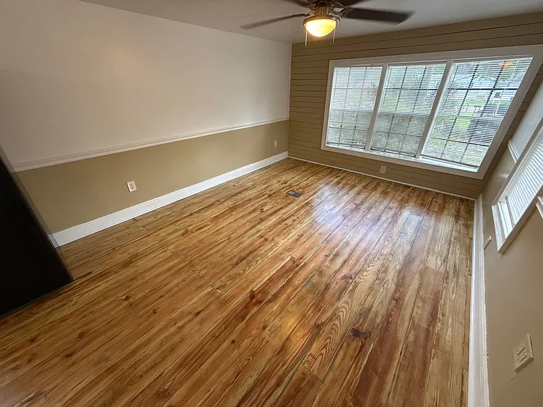6430 W Grant St — Photo 1
