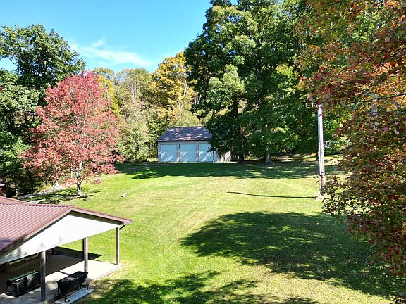 2nd image of 623 Georgetown Rd