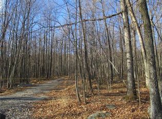 114 Bruce Ln, Wind Gap, PA 18091