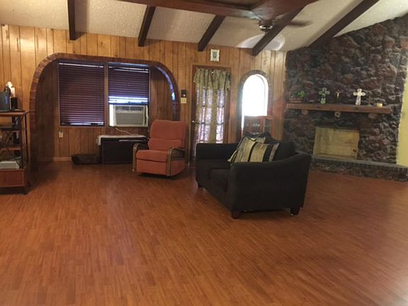 2nd image of 1201 Whispering Sands St