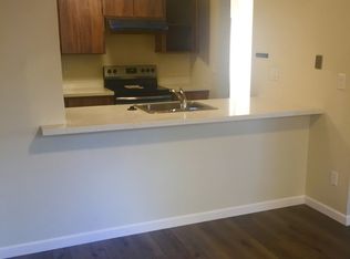 3 Knoll Ct, Hercules, CA 94547