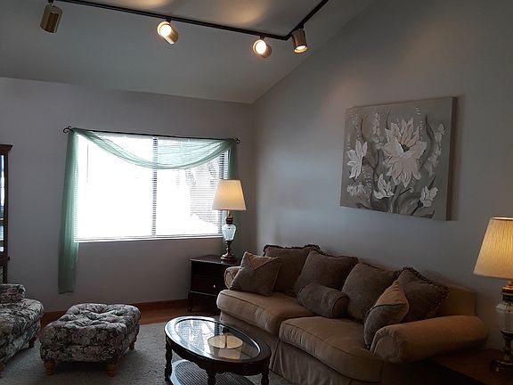 5th image of 808 Fairway Cir