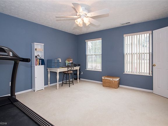 5th image of 8692 Foxwood Cir