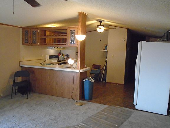 4th image of 31425 N Pamela Dr