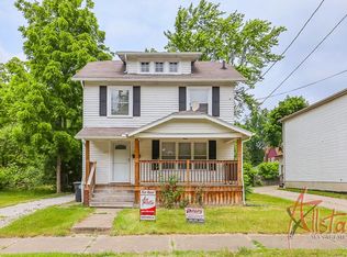 927 Peckham St, Akron, OH 44320