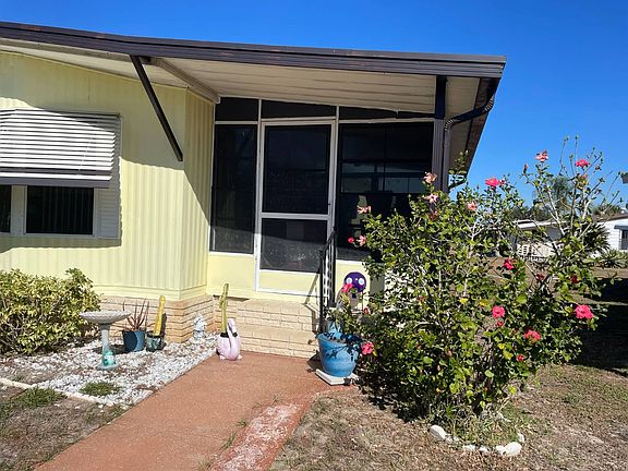 2nd image of 28 Alpine Dr #28