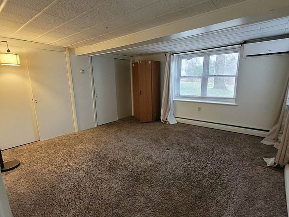 4th image of 1775 Euclid Dr APT 8