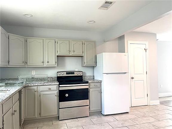 4th image of 3511 Caesar Dr
