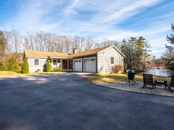 9 Toppan Lane, Hampton Falls, NH 03844