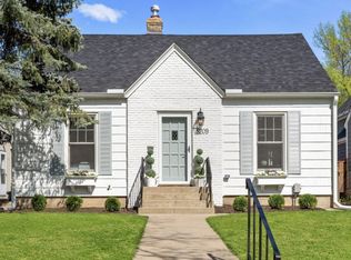 5209 France Ave S, Minneapolis, MN 55410