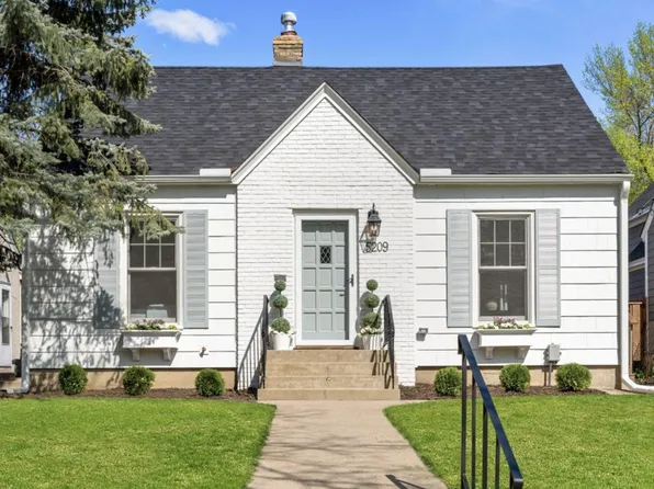 5209 France Ave S, Minneapolis, MN 55410