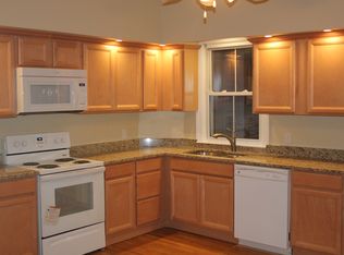 41 Elm St APT 1, North Reading, MA 01864