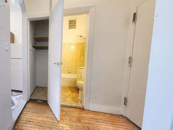 4th image of 91 Halsey St #2B