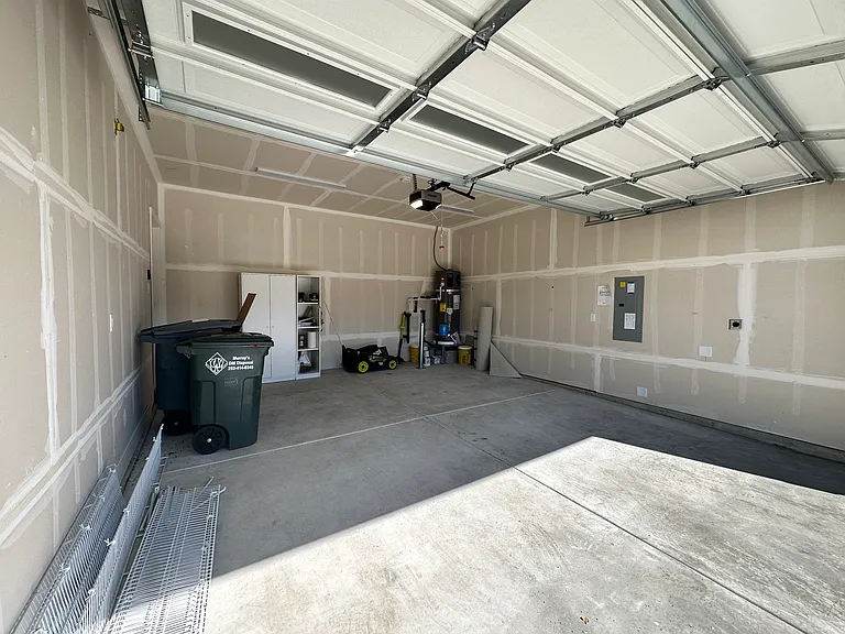 garage