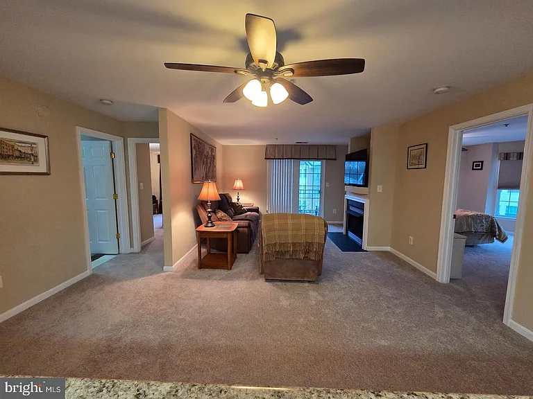 2015 Gov Thomas Bladen Way #204 — Photo 3