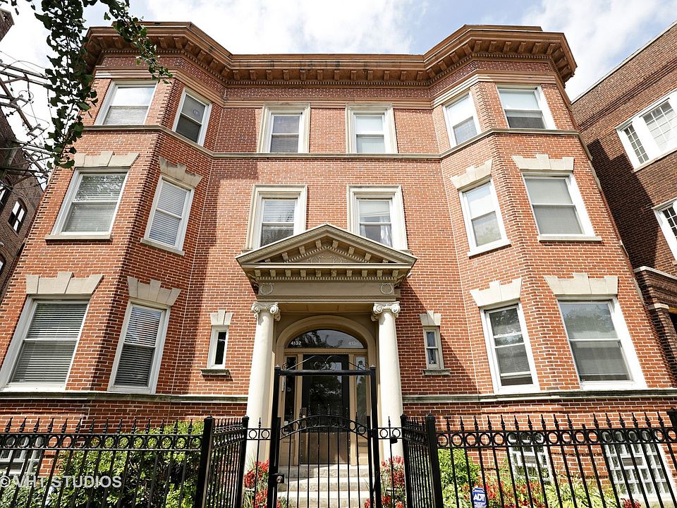 1st image of 4132 N Clarendon Ave #1S