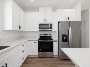 137 W Olive Dr #202, San Ysidro, CA 92173
