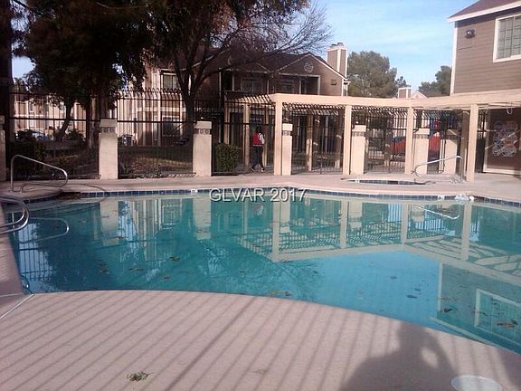 2nd image of 4641 Amberleigh Ln APT D