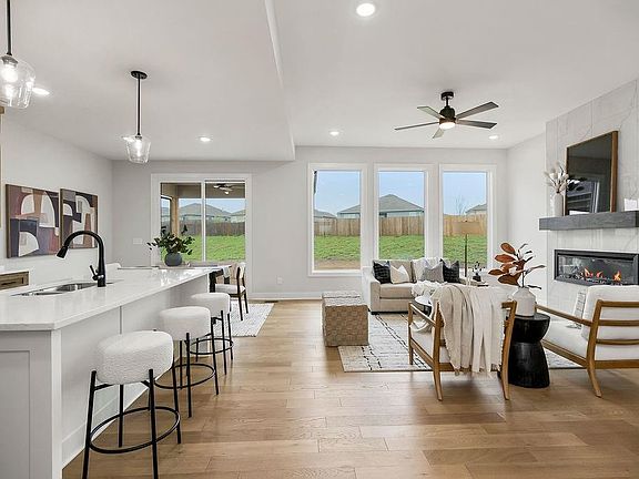 4th image of 620 Jensen Ct