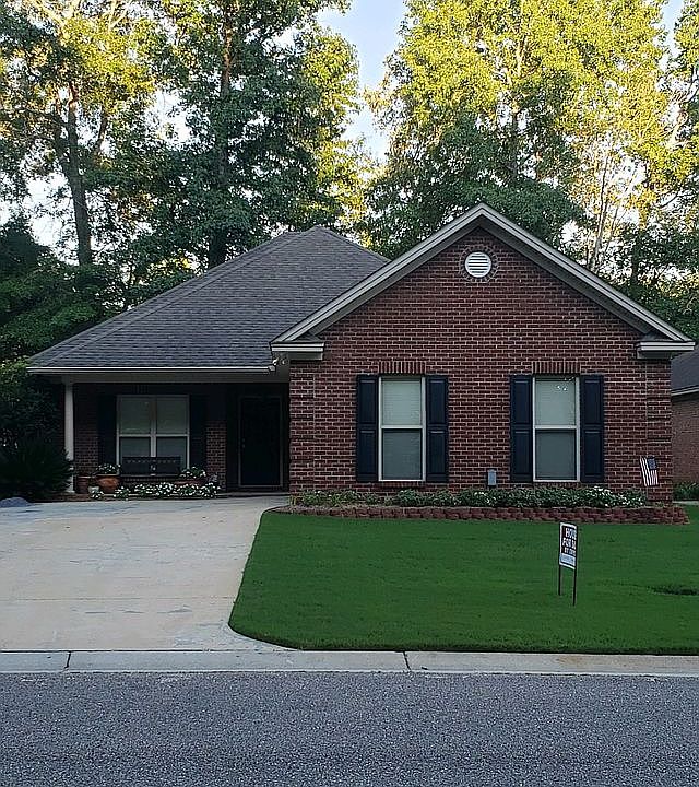 1st image of 211 River Birch Cir