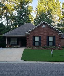 211 River Birch Cir, Wetumpka, AL, 36093