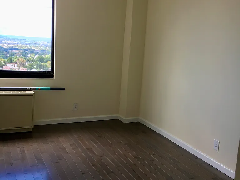 770 Anderson Ave #22 — Photo 5