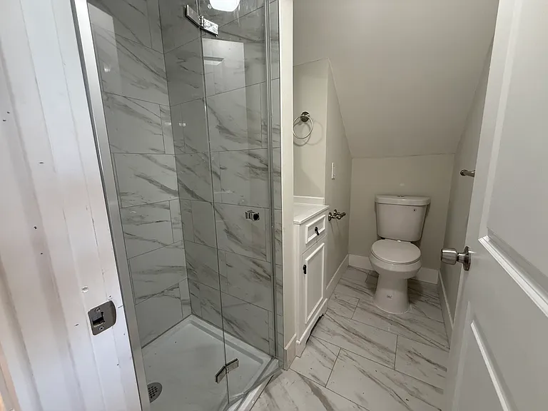 376 Summer St #3 — Photo 7