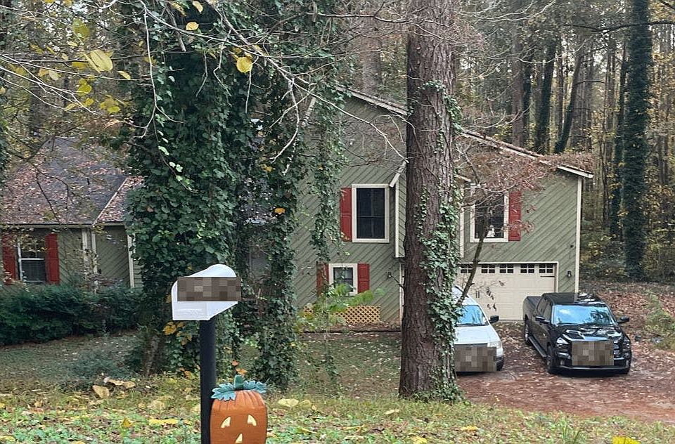 1st image of 651 Charing Cross Dr