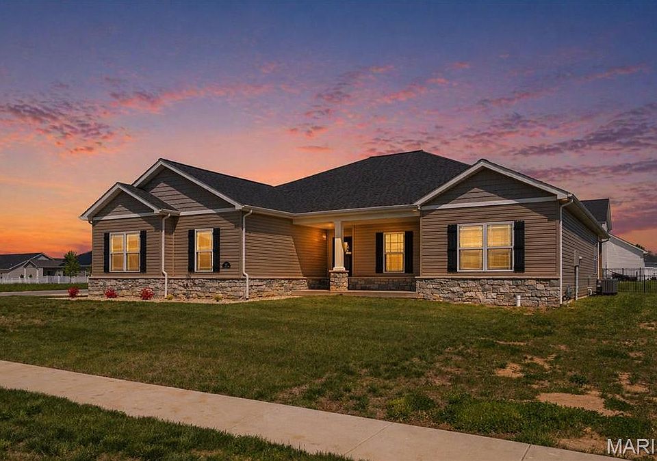 1st image of 1361 Dove Hollow Cir