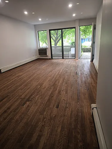1465 E Putnam Ave #331 Photo 1