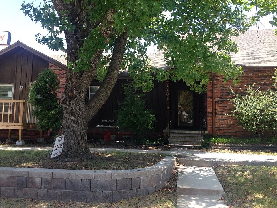 1st image of 110 S Stonewall St