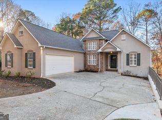7065 Walnut Mill Ct, Cumming, GA 30040
