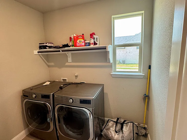 1731 Tombstone Dr — Photo 16