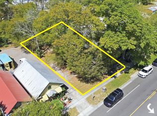 413 N Howe St, Southport, NC 28461
