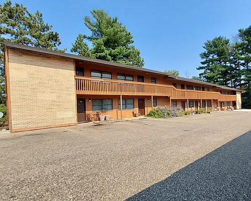 1600 Aspen Dr Photo 1