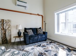 607 E Main St #205, Cottage Grove, OR 97424