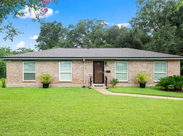 6107 Louisville Ave, Pensacola, FL 32526