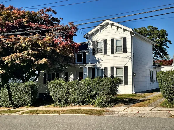 (undisclosed Address), North Tarrytown, NY 10591