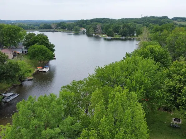 1026 N Shore Dr, Catawissa, MO 63015