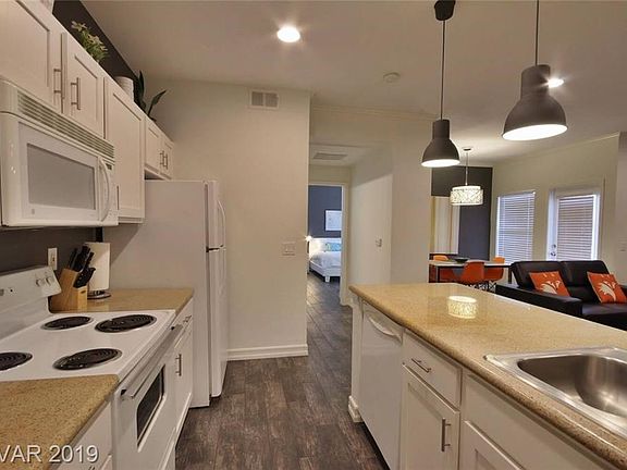 5th image of 2900 Sunridge Heights Pkwy #000