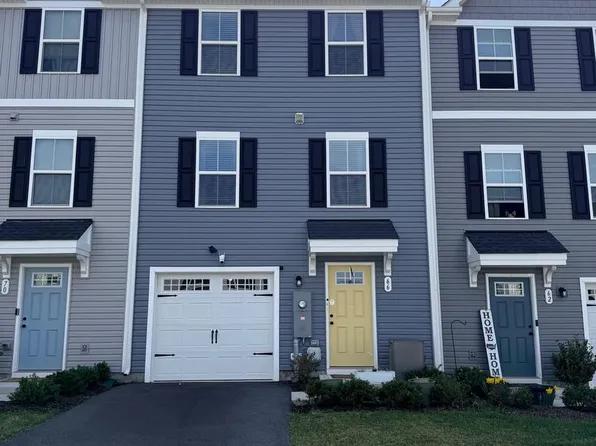 66 Tadpole Landing Rd, Inwood, WV 25428