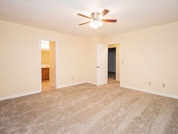 5th image of 311 N Oxford Cir