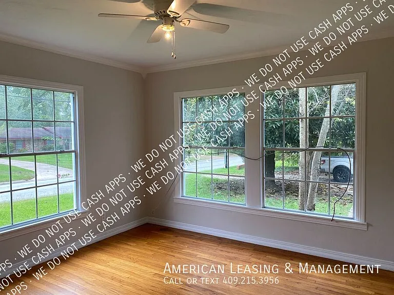 203 Lee Ln — Photo 2