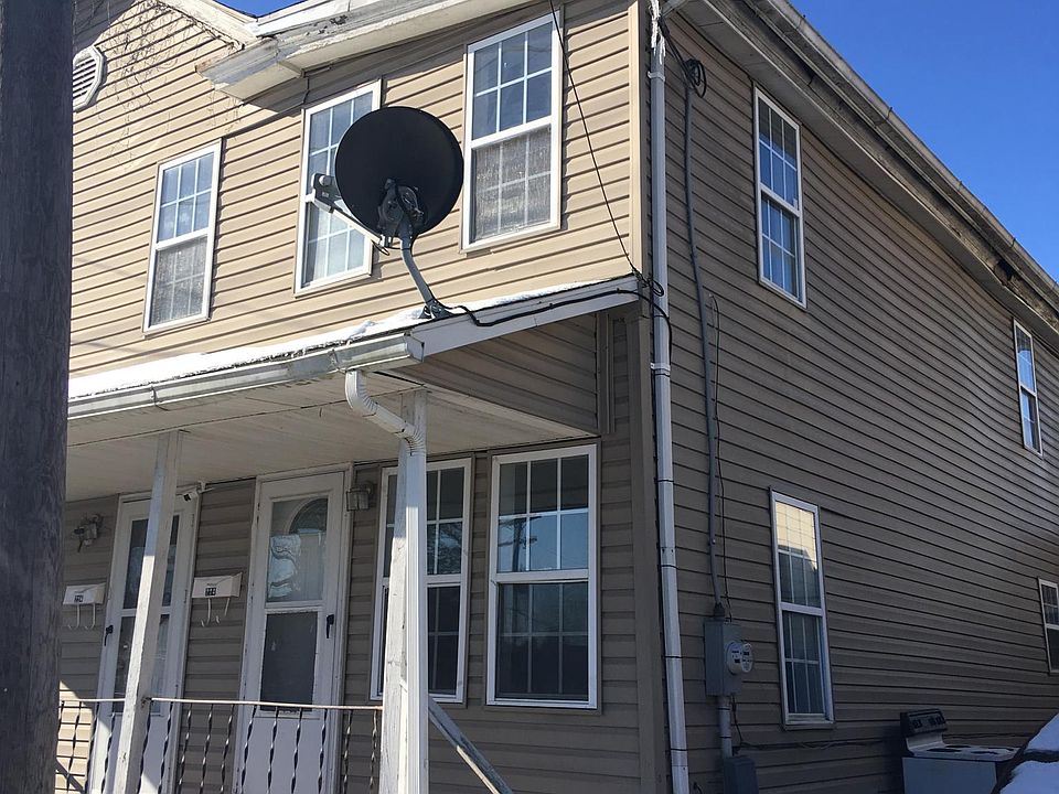 1st image of 224 Lincoln St