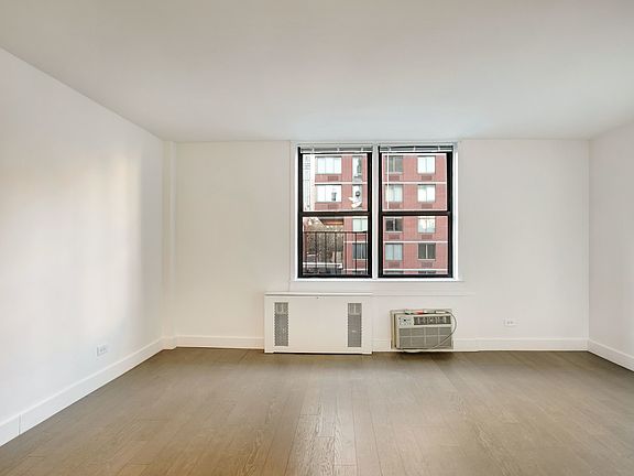 5th image of 530 2nd Ave APT 5B