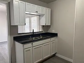5406 Lyndhurst Dr — Photo 6